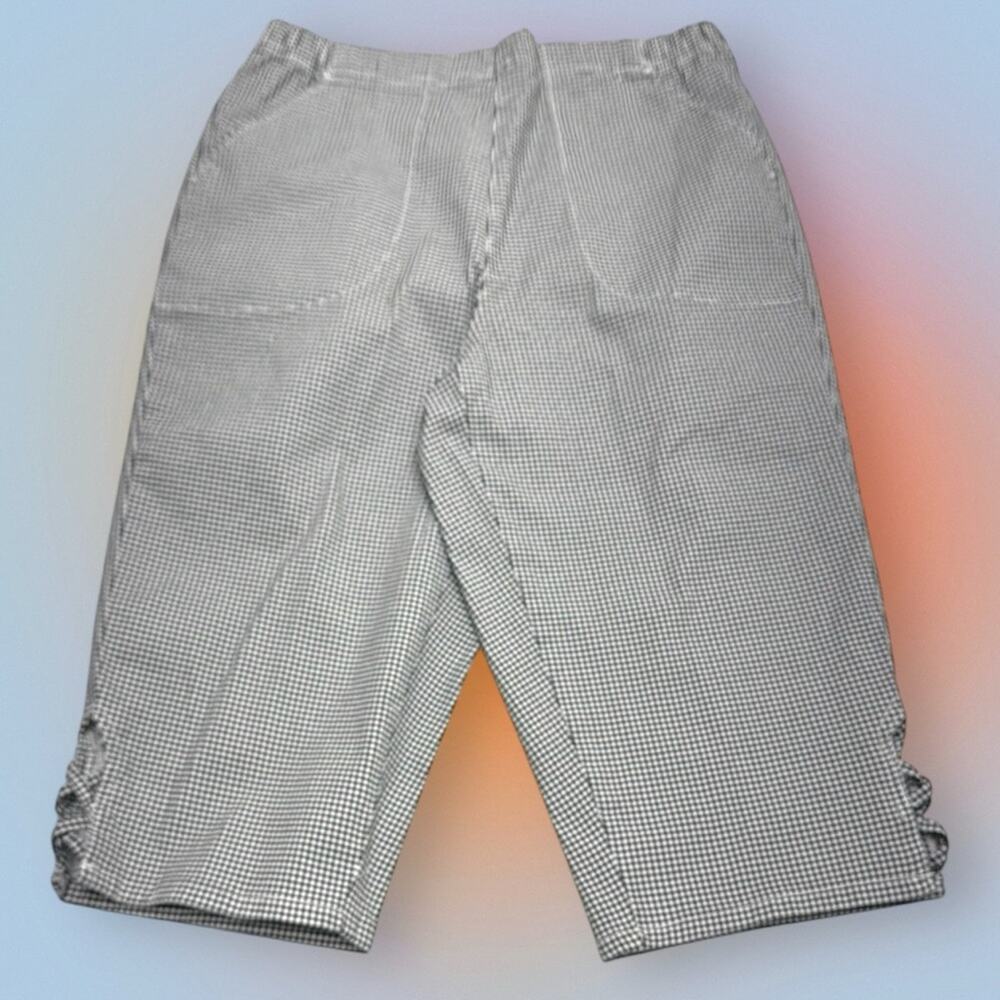 CROFT & BARROW Women’s Medium Black White Checkered SKIMMER CAPRI Pants